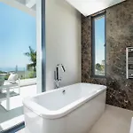 Mirage, Sierra Blanca, Villa