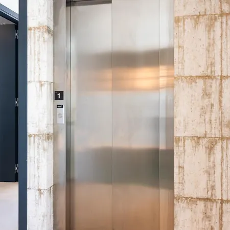 Mirage, Sierra Blanca, * Marbellac