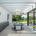 Mirage, Sierra Blanca, Villa *