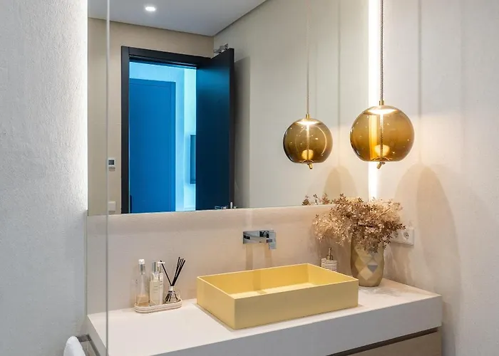 Villa Mirage, Sierra Blanca, *