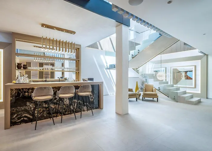 Villa Mirage, Sierra Blanca,