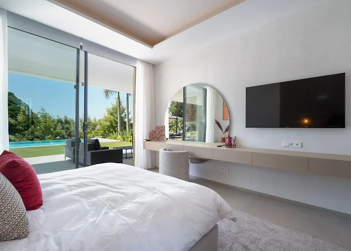 Villa Mirage, Sierra Blanca, *