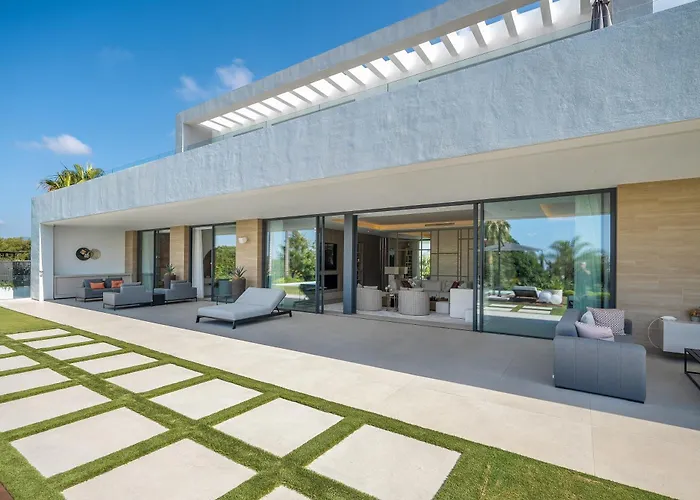 Willa Mirage, Sierra Blanca, *