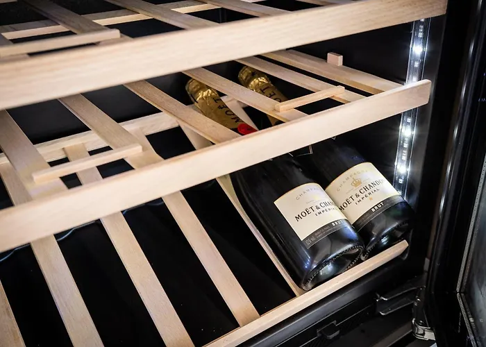 Mirage, Sierra Blanca, * Marbella