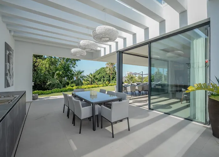 Mirage, Sierra Blanca, Willa